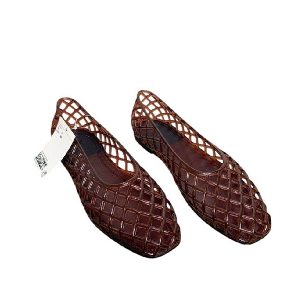 NWT H&M Burgundy Lattice Jelly Flats US 7 - Picture 2 of 3